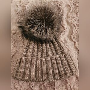 Kyi Kyi Fold Up Fur Pom-Pom Beanie In Dove